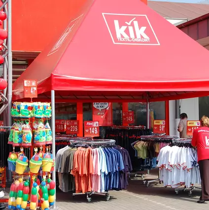 De uitbreiding wordt voortgezet: in 2007 worden KiK-winkels geopend in Tsjechië en Slovenië